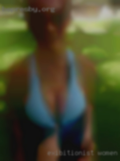 Exibitionist women woman horny caught in Springfield.